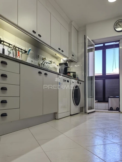 Apartamento T2 para Venda em Póvoa de Santa Iria e Forte da Casa