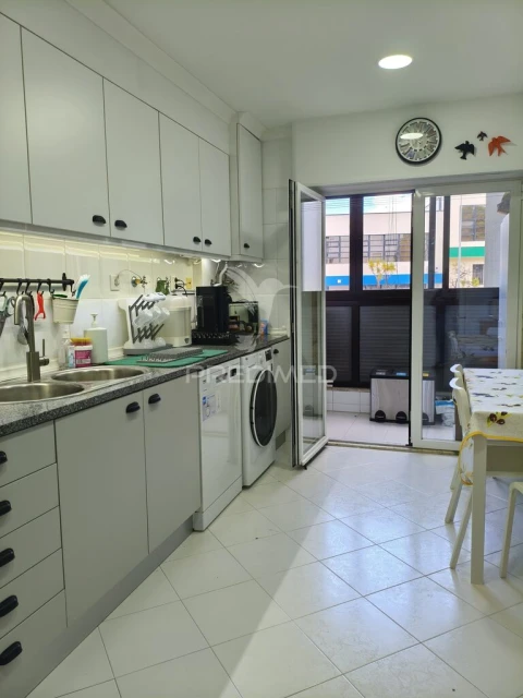 Apartamento T2 para Venda em Póvoa de Santa Iria e Forte da Casa