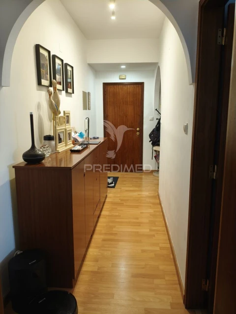 Apartamento T2 para Venda em Póvoa de Santa Iria e Forte da Casa