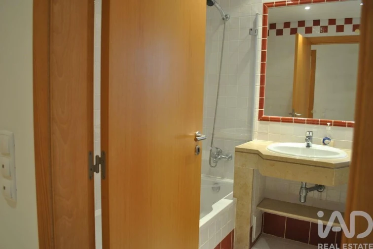Apartamento T2 para Venda em Quarteira Foto 21