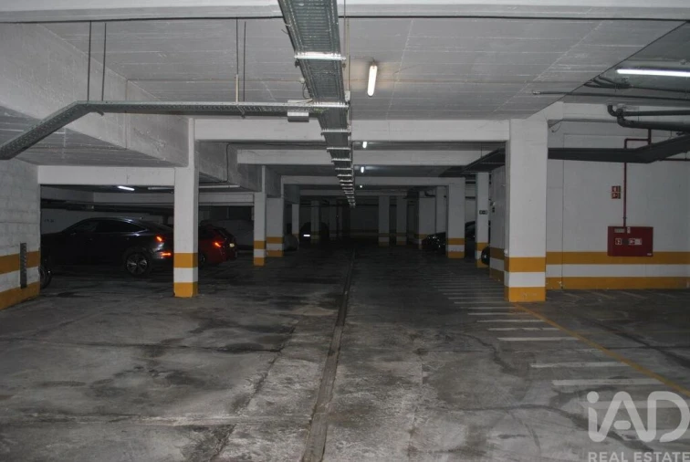Apartamento T2 para Venda em Quarteira Foto 31