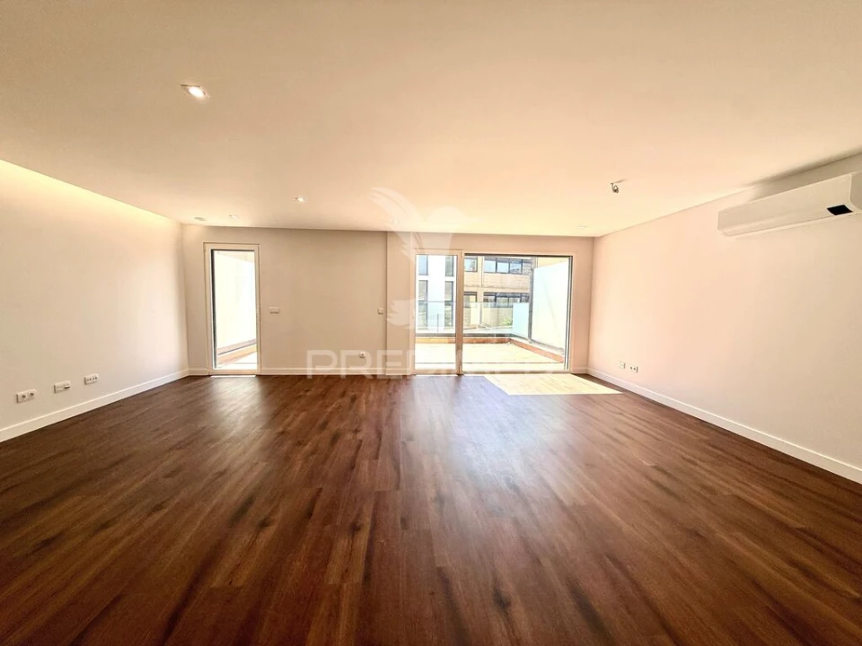 Apartamento T4 para Venda em Leiria, Pousos, Barreira e Cortes Foto 9