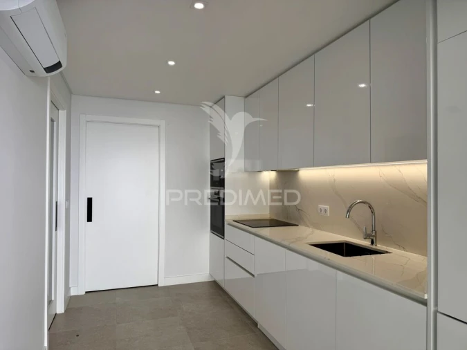 Apartamento T4 para Venda em Leiria, Pousos, Barreira e Cortes Foto 7
