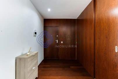 Apartamento T2 para Venda em Póvoa de Varzim, Beiriz e Argivai