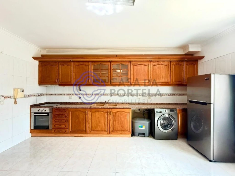 Apartamento T1 para Venda em Seixal, Arrentela e Aldeia de Paio Pires Foto 2