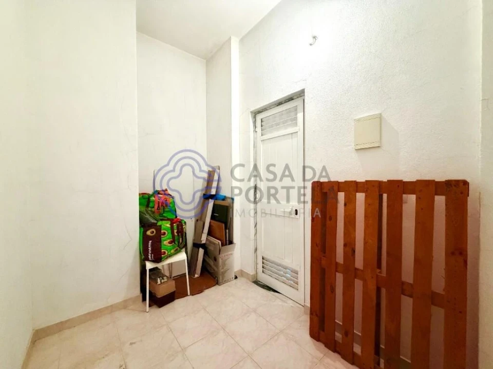 Apartamento T1 para Venda em Seixal, Arrentela e Aldeia de Paio Pires Foto 9