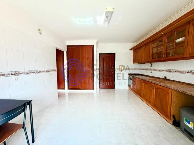 Apartamento T1 para Venda em Seixal, Arrentela e Aldeia de Paio Pires Foto 4