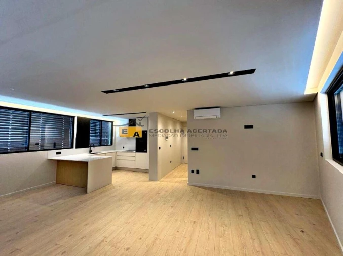 Apartamento T4 para Venda em Gondomar (São Cosme), Valbom e Jovim Foto 6