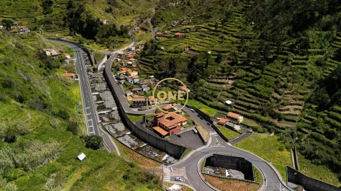Moradia T1 para Venda em Serra de Agua