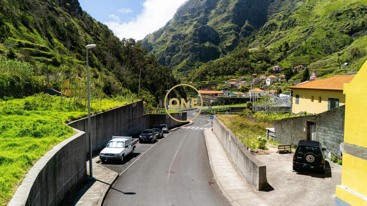 Moradia T1 para Venda em Serra de Agua Foto 4
