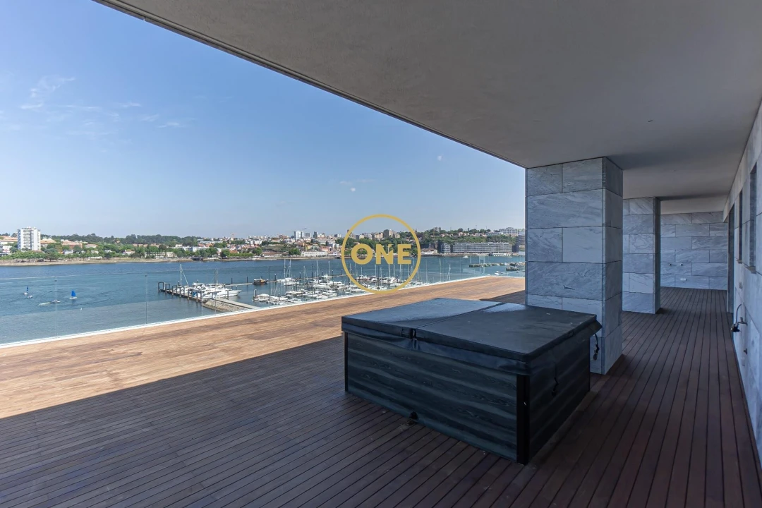 Apartamento T4 para Venda em Canidelo Foto 57