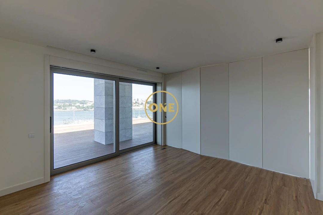 Apartamento T4 para Venda em Canidelo Foto 47