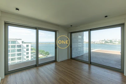 Apartamento T4 para Venda em Canidelo