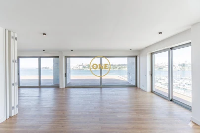 Apartamento T4 para Venda em Canidelo
