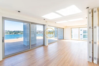 Apartamento T4 para Venda em Canidelo