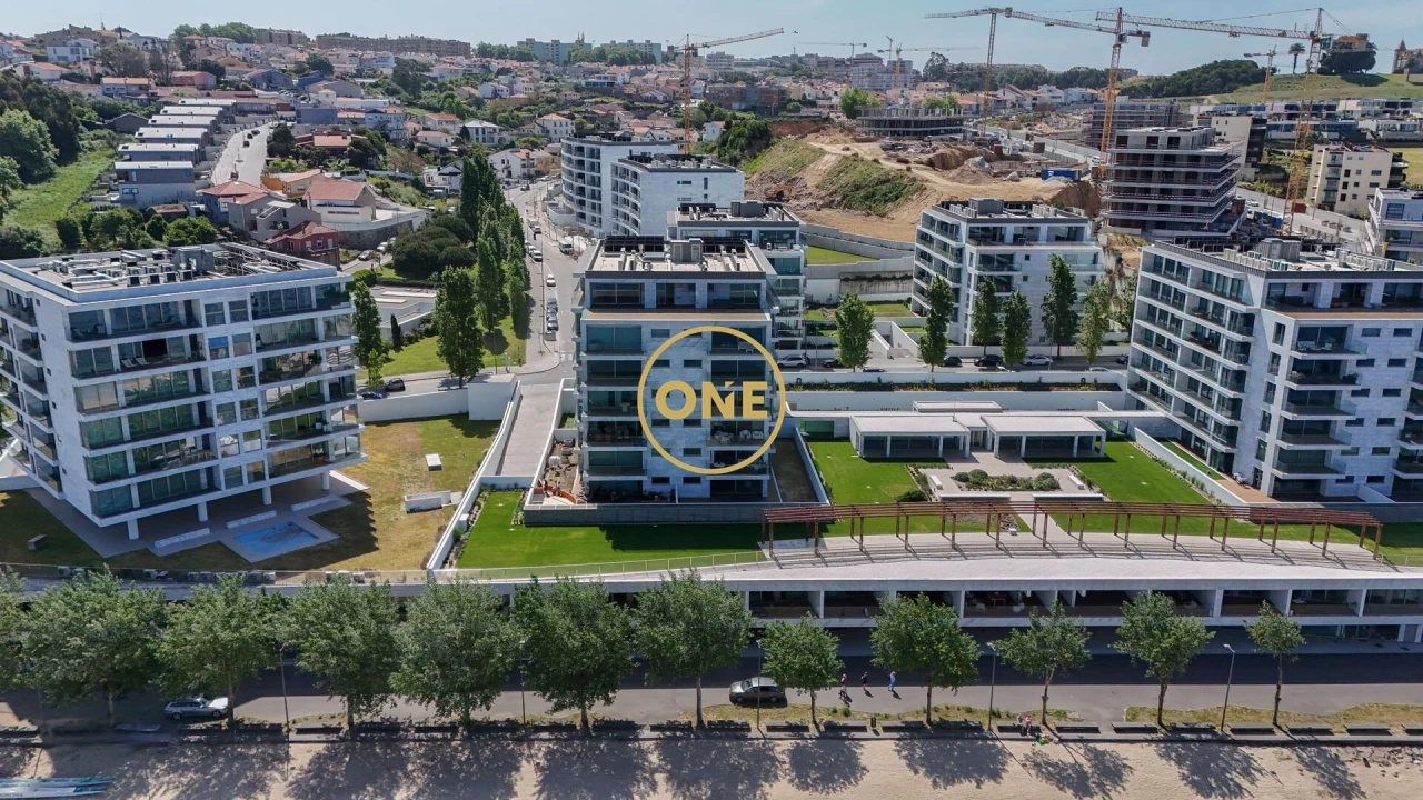 Apartamento T4 para Venda em Canidelo Foto 61