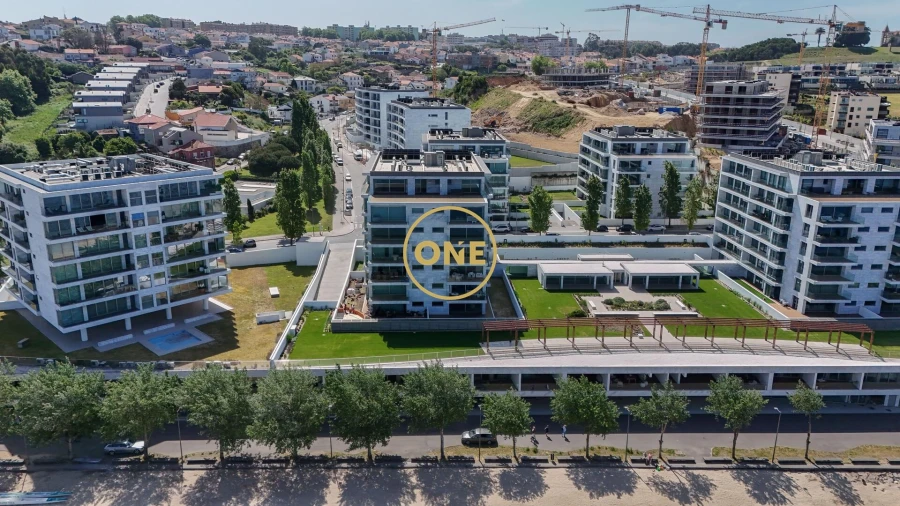 Apartamento T4 para Venda em Canidelo Foto 61