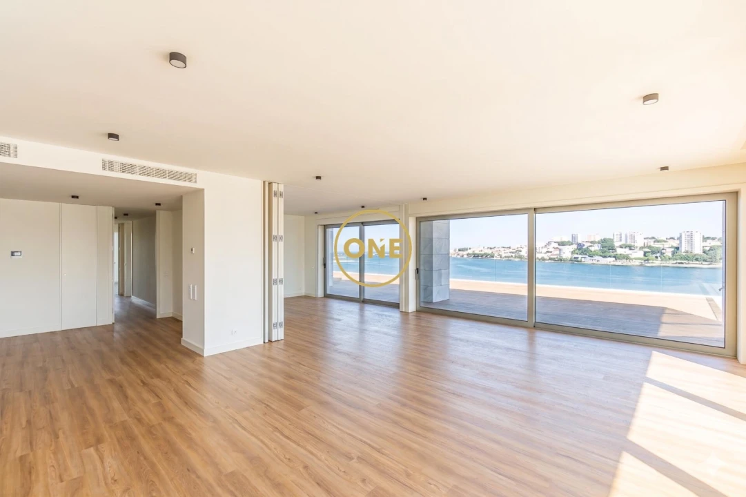 Apartamento T4 para Venda em Canidelo Foto 30