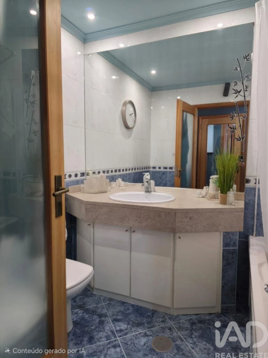 Apartamento T1 para Venda em Canidelo Foto 8