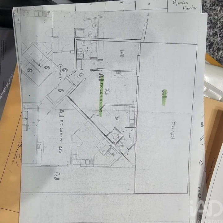 Apartamento T1 para Venda em Canidelo Foto 16