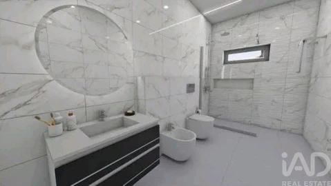 Apartamento T3 para Venda em Loule (São Sebastião)