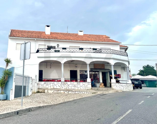 Moradia T5 para Arrendamento em Alcabideche Foto 35