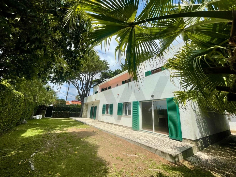 Moradia T5 para Arrendamento em Alcabideche Foto 2