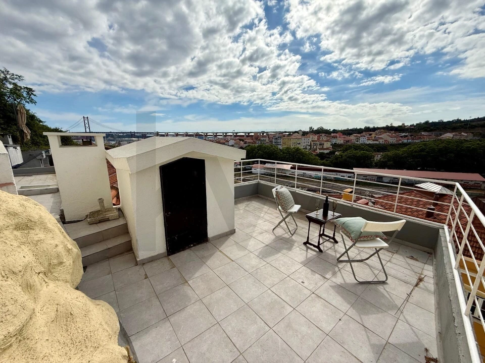 Apartamento T1 para Venda em Estrela Foto 3