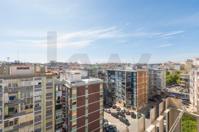 Apartamento T2 para Venda em Agualva e Mira-Sintra