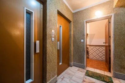 Apartamento T2 para Venda em Agualva e Mira-Sintra