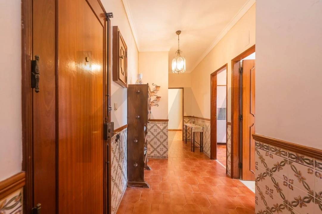 Apartamento T2 para Venda em Agualva e Mira-Sintra Foto 11