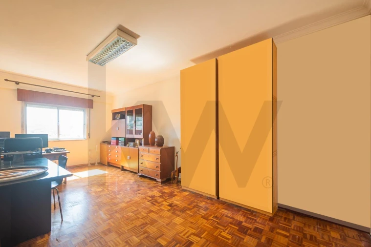 Apartamento T2 para Venda em Agualva e Mira-Sintra Foto 27