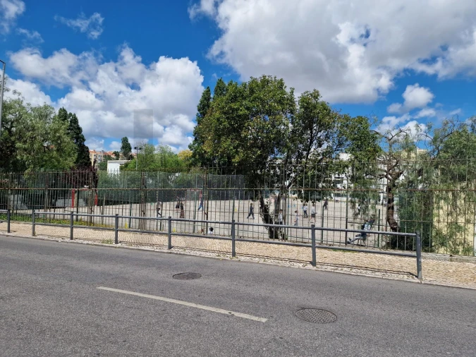 Apartamento T2 para Venda em Agualva e Mira-Sintra Foto 34