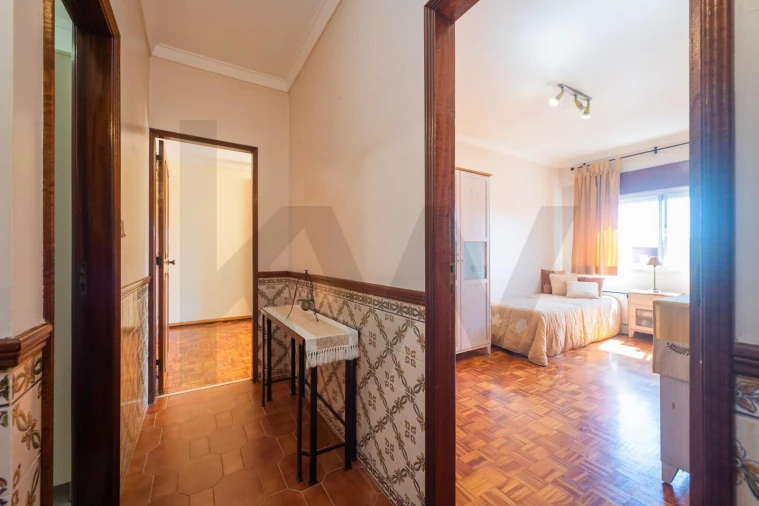 Apartamento T2 para Venda em Agualva e Mira-Sintra Foto 12