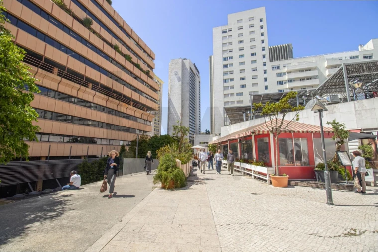 Apartamento T2 para Arrendamento em Arroios Foto 2