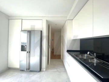 Apartamento T3 para Arrendamento em Estrela