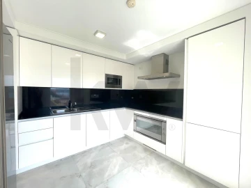 Apartamento T3 para Arrendamento em Estrela