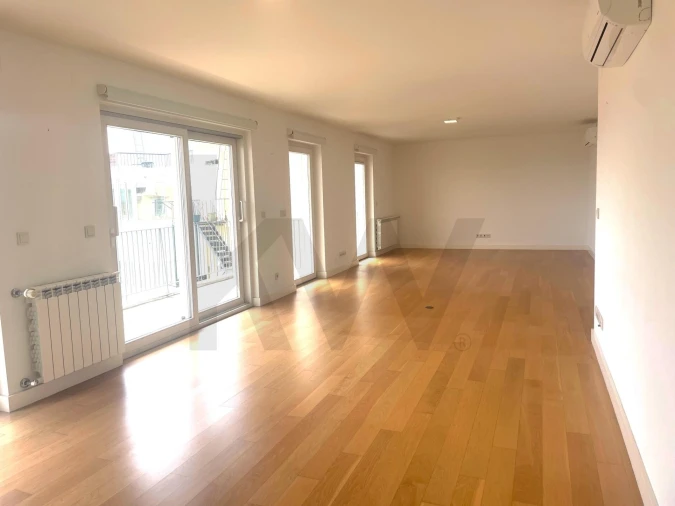 Apartamento T3 para Arrendamento em Estrela Foto 3