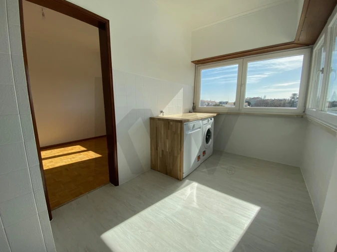 Apartamento T3 para Arrendamento em Carcavelos e Parede Foto 11