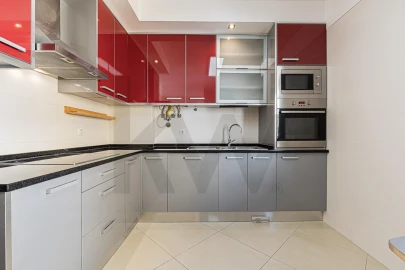 Apartamento T2 para Arrendamento em Seixal, Arrentela e Aldeia de Paio Pires