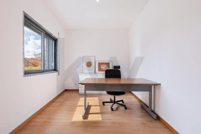 Apartamento T2 para Arrendamento em Seixal, Arrentela e Aldeia de Paio Pires
