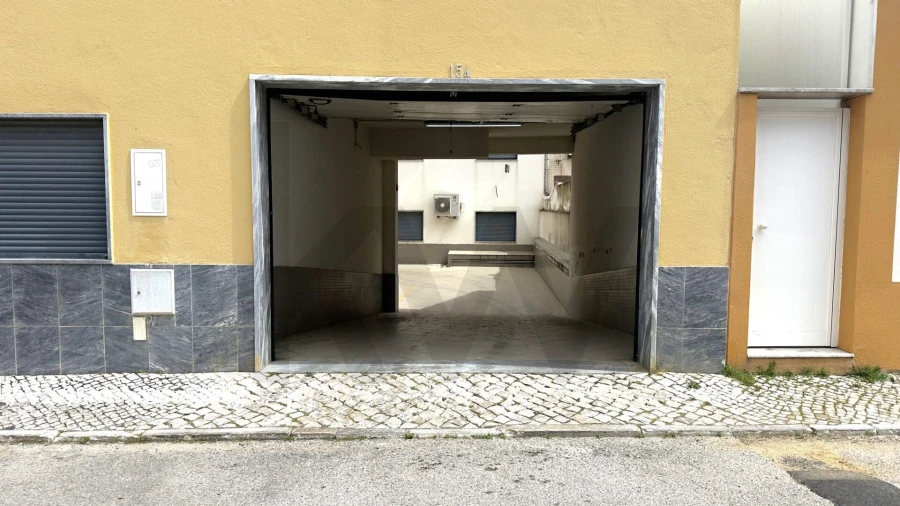 Apartamento T2 para Arrendamento em Seixal, Arrentela e Aldeia de Paio Pires Foto 15