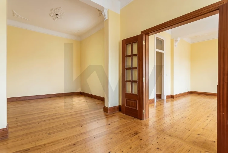 Apartamento T2 para Venda em Penha de França Foto 5