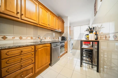 Apartamento T2 para Venda em Caniço