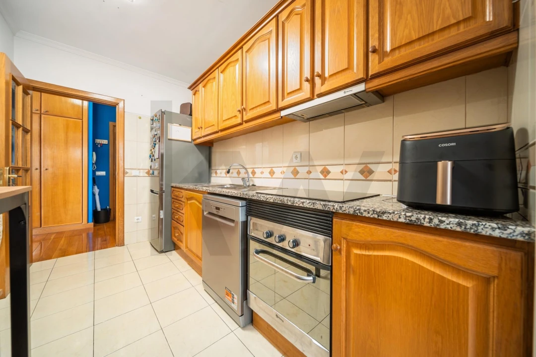 Apartamento T2 para Venda em Caniço Foto 21