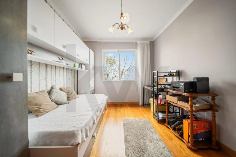 Apartamento T2 para Venda em Caniço Foto 9