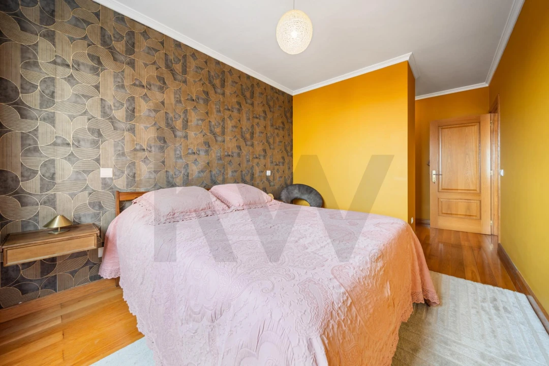 Apartamento T2 para Venda em Caniço Foto 16