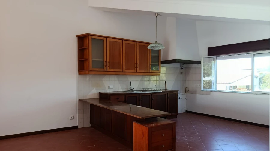 Moradia T3 para Venda em Porto Martins Foto 13
