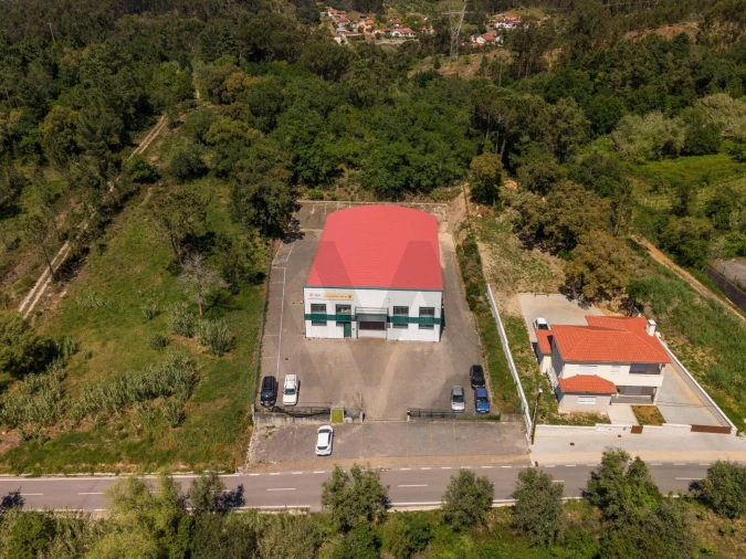 Armazém para Venda em Brasfemes Foto 2