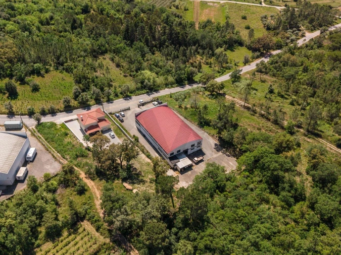 Armazém para Venda em Brasfemes Foto 9